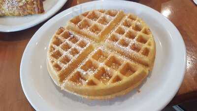 The Nosh Of Beverly Hills