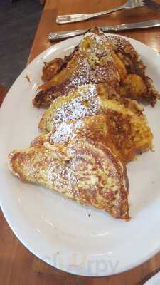 The Nosh Of Beverly Hills