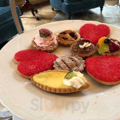 The Tavern At The Henley Park Hotel