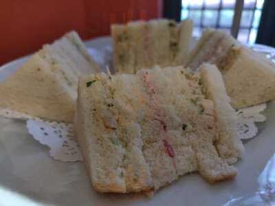 The Tavern At The Henley Park Hotel