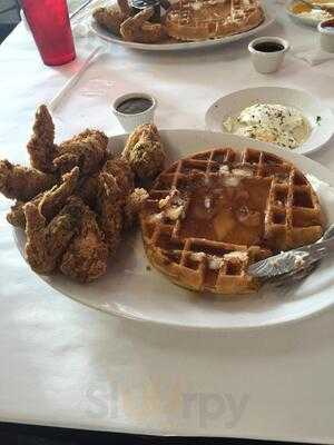 Ma Momma's House Of Cornbread Chicken And Waffles