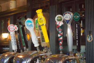 Casey's Bistro & Pub