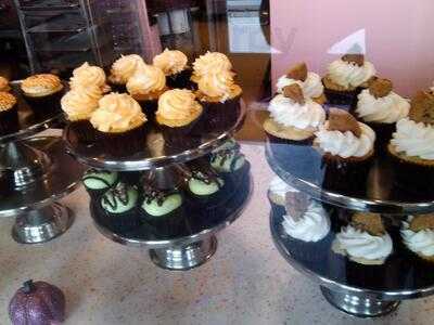 Smallcakes Cupcakery