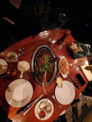 Knickerbocker Bar & Grill