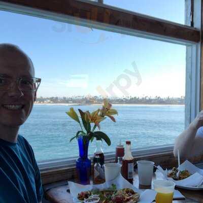 Ocean Beach Pier Cafe