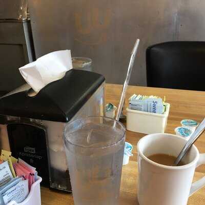 Cisco's Restaurant Bakery & Bar