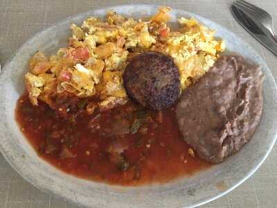 Cisco's Restaurant Bakery & Bar