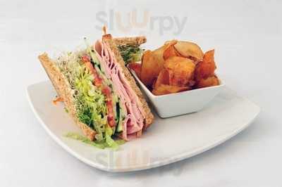 Picnikins Patio Cafe