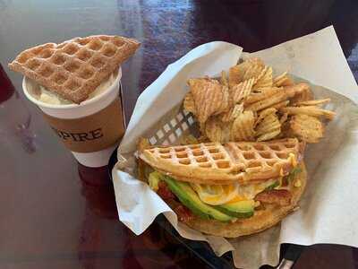 Tiabi - Waffle & Coffee Bar