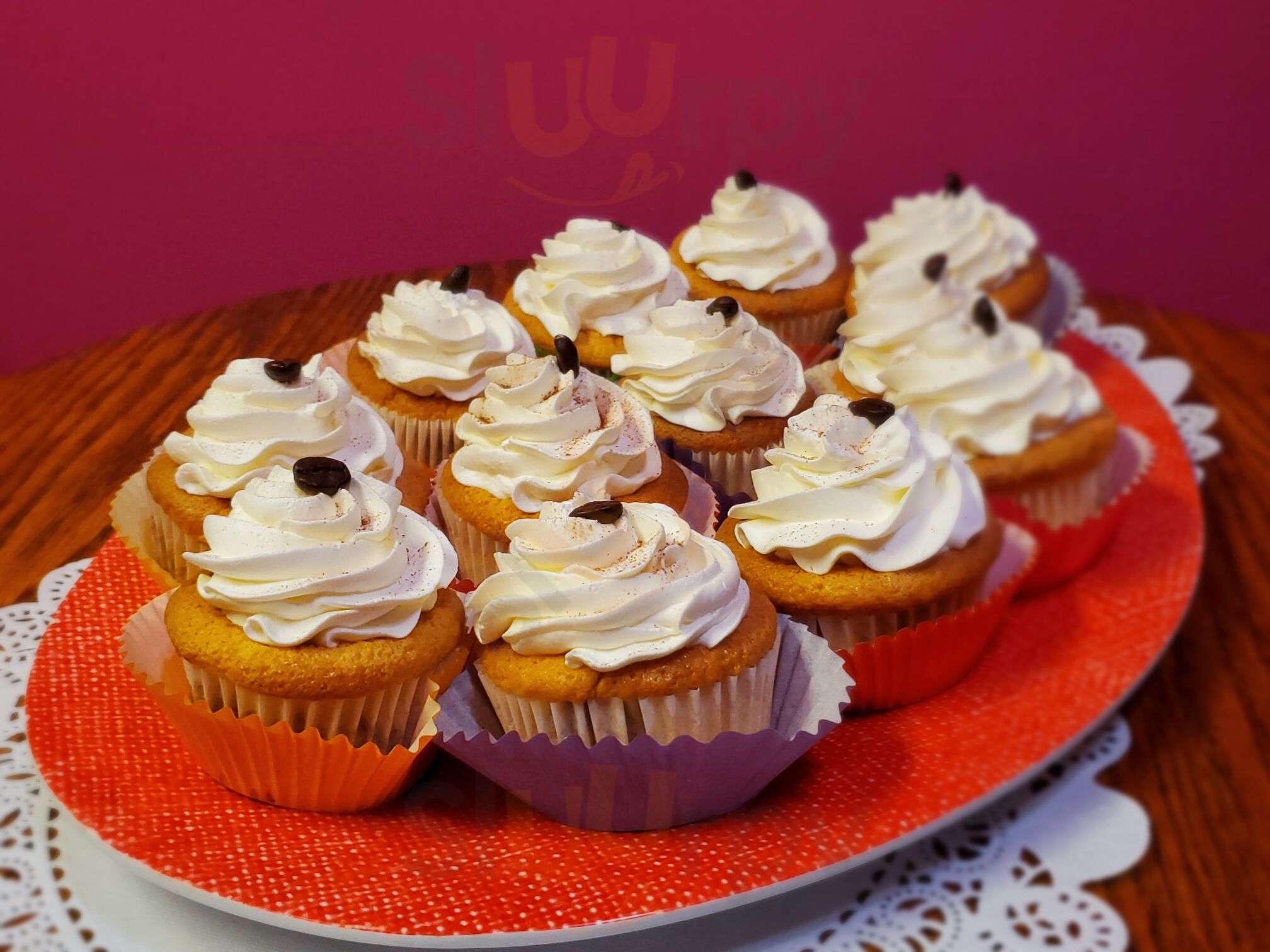 Revolucion Coffee House