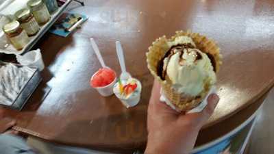 Chuck & Buck Cones 'n Cups