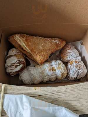 Auddino's Italian Bakery