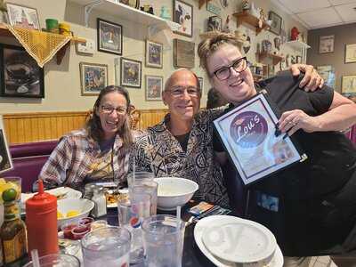 Lou's Diner