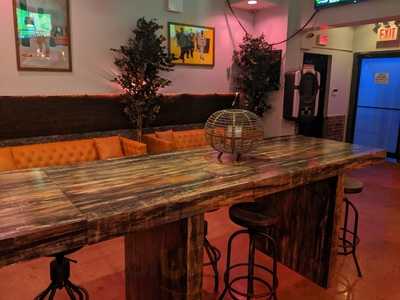 Gasolina Bar & Lunch