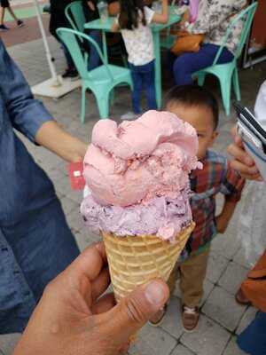 Lucky's Coffee, Ice Cream And Candy