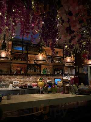 Bua Thai Ramen & Robata Grill