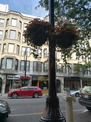 Artopolis Bakery & Cafe