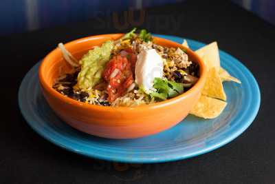 Dos Coyotes Border Cafe