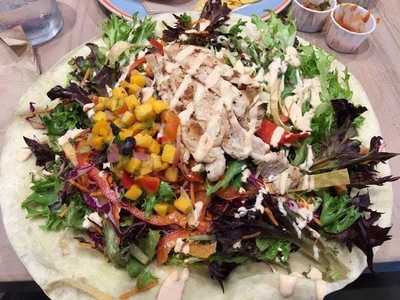 Dos Coyotes Border Cafe