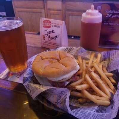 Scalpers Bar And Grille