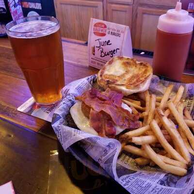 Scalpers Bar And Grille