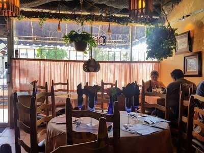 Salmon & Salmon Restaurant