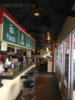 Doc Chey's Noodle House