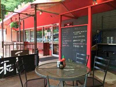 Doc Chey's Noodle House