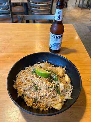 Doc Chey's Noodle House