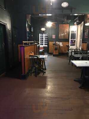 Johnny White's Pub & Grill