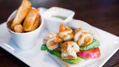 Whaley's Raw Bar And Seafood Hall