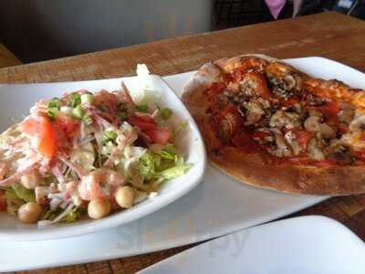 California Pizza Kitchen