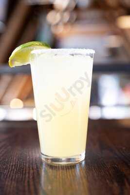 Illegal Pete's - South Broadway