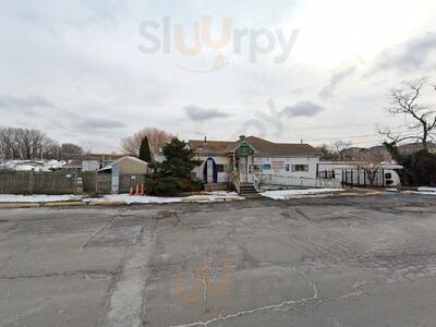 Icehouse Cafe Waterfront Restaurant