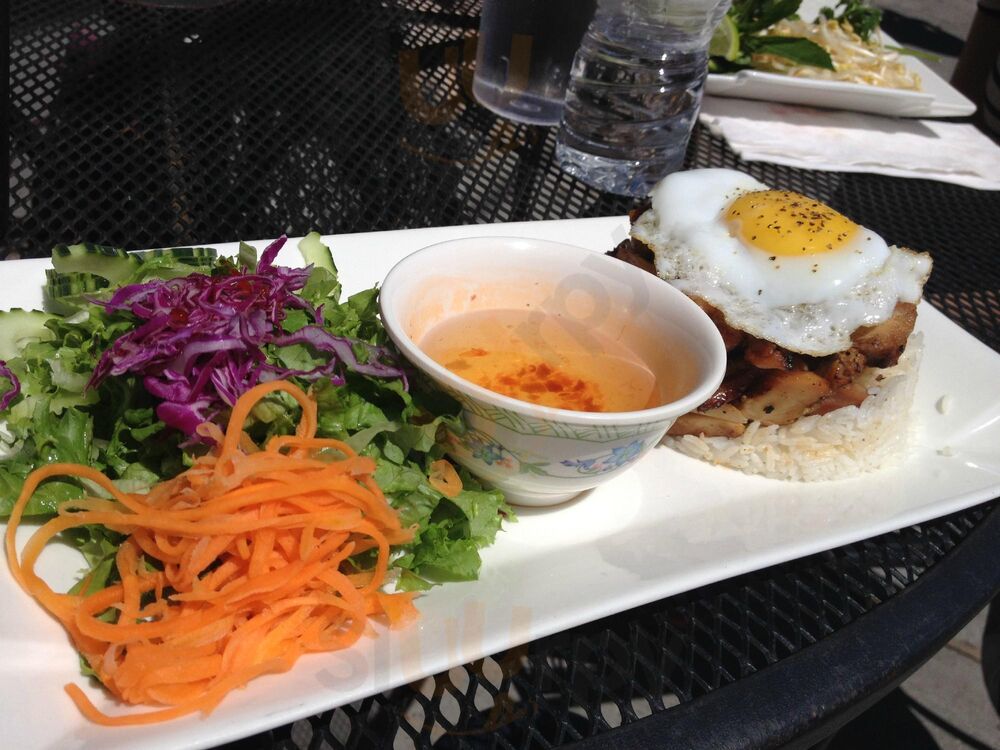 Magasin Vietnamese Cafe