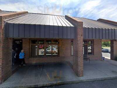 Sports Page Food & Spirits