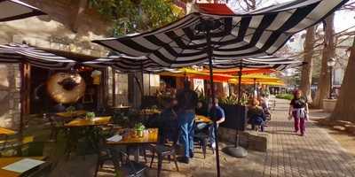 Gourdough's Public House