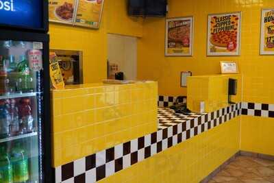 Hungry Howie's Pizza