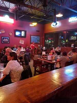 Wing Daddy's Sauce House