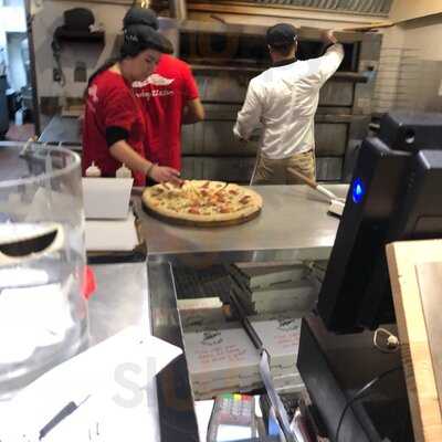 Mr. Moto Pizza House