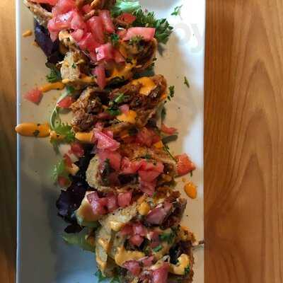 On The Rox Bar And Grill