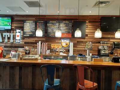 Joella's Hot Chicken At The Banks