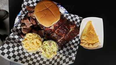 Ragin' Hog Bbq