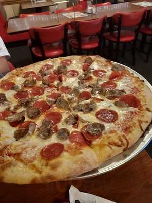 Pino's Pizza