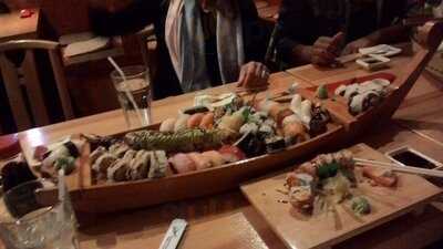 Sapporo 2 Sushi & Thai