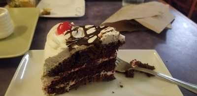 Sweet Lemon Vegetarian Bistro