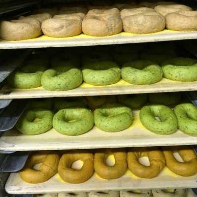 Moe's Broadway Bagel