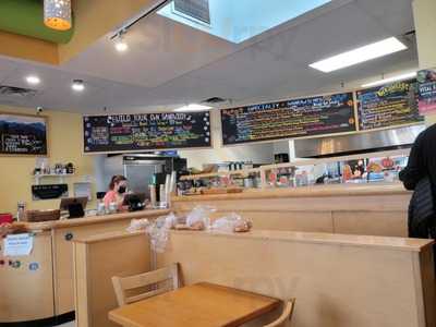 Moe's Broadway Bagel