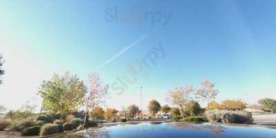 Menchies Frozen Yogurt