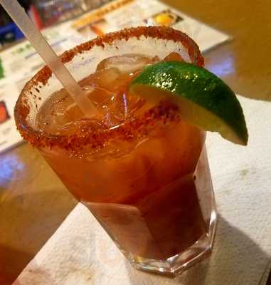 Ojos Locos Sports Cantina